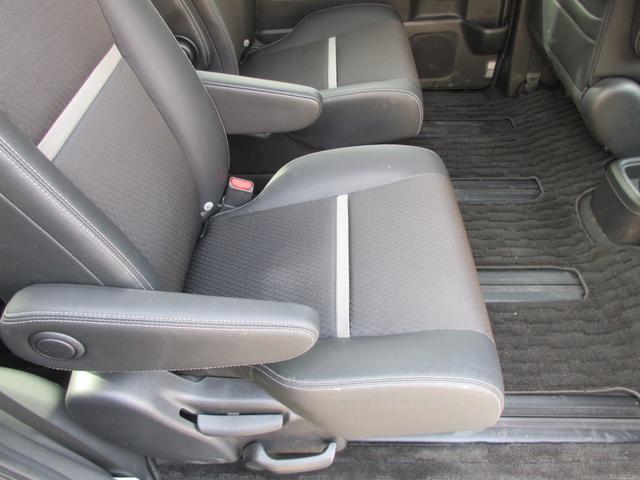 ステップワゴンスパーダ スパーダハイブリッド　Ｇ・ＥＸ　ホンダセンシング　後席フリップダウンモニター　ホンダセンシング　レーダークルーズコントロール　アラウンドビューモニター　純正ナビ　Ｂｌｕｅｔｏｏｔｈ　フルセグＴＶ　両側パワースライドドア　シートヒーター　オートライト（50枚目）