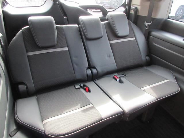 ステップワゴンスパーダ スパーダハイブリッド　Ｇ・ＥＸ　ホンダセンシング　後席フリップダウンモニター　ホンダセンシング　レーダークルーズコントロール　アラウンドビューモニター　純正ナビ　Ｂｌｕｅｔｏｏｔｈ　フルセグＴＶ　両側パワースライドドア　シートヒーター　オートライト（57枚目）