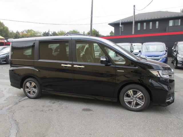 ステップワゴンスパーダ スパーダハイブリッド　Ｇ・ＥＸ　ホンダセンシング　後席フリップダウンモニター　ホンダセンシング　レーダークルーズコントロール　アラウンドビューモニター　純正ナビ　Ｂｌｕｅｔｏｏｔｈ　フルセグＴＶ　両側パワースライドドア　シートヒーター　オートライト（71枚目）