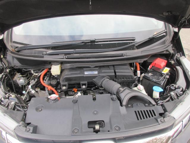 ステップワゴンスパーダ スパーダハイブリッド　Ｇ・ＥＸ　ホンダセンシング　後席フリップダウンモニター　ホンダセンシング　レーダークルーズコントロール　アラウンドビューモニター　純正ナビ　Ｂｌｕｅｔｏｏｔｈ　フルセグＴＶ　両側パワースライドドア　シートヒーター　オートライト（80枚目）