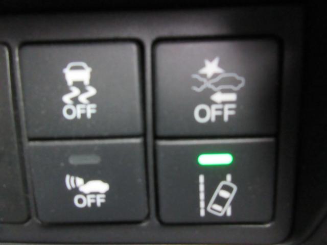 オデッセイハイブリッド ハイブリッドアブソルート・ホンダセンシングEXパック ホンダセンシング レーダークルーズコントロール 両側パワースライドドア 社外ナビ Bluetooth フルセグTV パワーシート LEDヘッドライト オートライト ハーフレザーシート フロントドラレコ(6枚目)