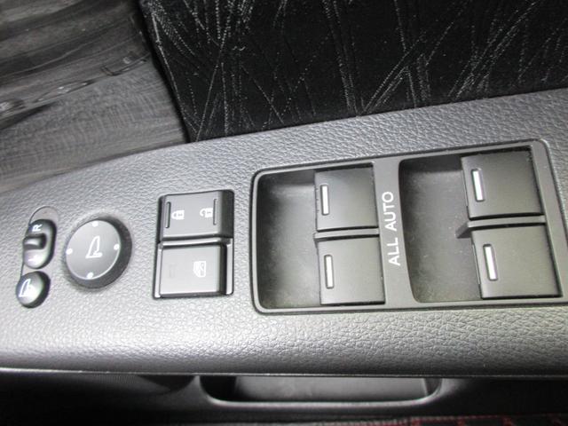 オデッセイハイブリッド ハイブリッドアブソルート・ホンダセンシングEXパック ホンダセンシング レーダークルーズコントロール 両側パワースライドドア 社外ナビ Bluetooth フルセグTV パワーシート LEDヘッドライト オートライト ハーフレザーシート フロントドラレコ(23枚目)