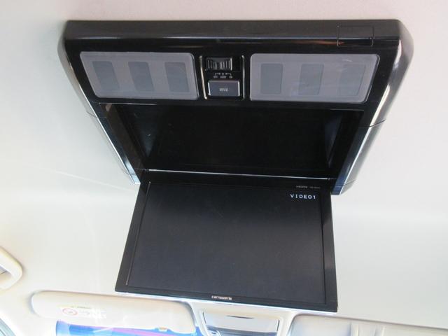 オデッセイ アブソルート　後席フリップダウンモニター　ホンダセンシング　レーダークルーズコントロール　両側パワースライドドア　バックカメラ　ケンウッドメモリーナビ　Ｂｌｕｅｔｏｏｔｈ　アイドリングストップ　ＬＥＤヘッドライト（6枚目）