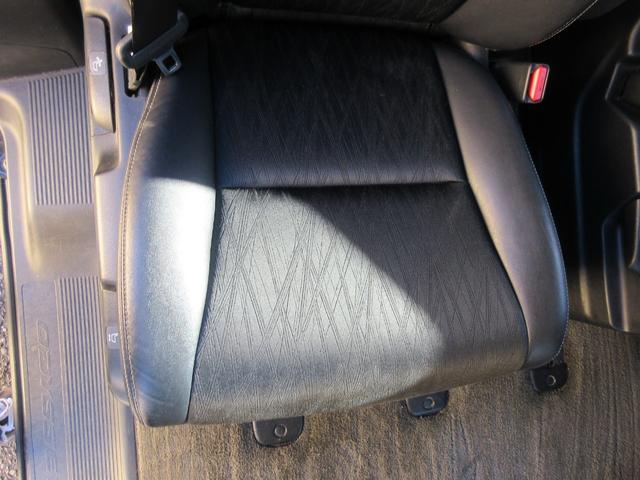 オデッセイ アブソルート　後席フリップダウンモニター　ホンダセンシング　レーダークルーズコントロール　両側パワースライドドア　バックカメラ　ケンウッドメモリーナビ　Ｂｌｕｅｔｏｏｔｈ　アイドリングストップ　ＬＥＤヘッドライト（45枚目）