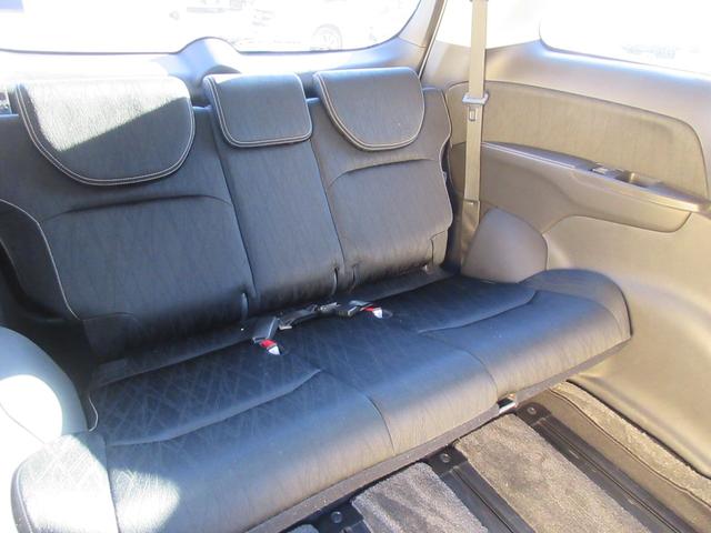 オデッセイ アブソルート　後席フリップダウンモニター　ホンダセンシング　レーダークルーズコントロール　両側パワースライドドア　バックカメラ　ケンウッドメモリーナビ　Ｂｌｕｅｔｏｏｔｈ　アイドリングストップ　ＬＥＤヘッドライト（51枚目）