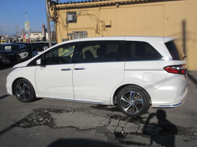 オデッセイ アブソルート　後席フリップダウンモニター　ホンダセンシング　レーダークルーズコントロール　両側パワースライドドア　バックカメラ　ケンウッドメモリーナビ　Ｂｌｕｅｔｏｏｔｈ　アイドリングストップ　ＬＥＤヘッドライト（70枚目）