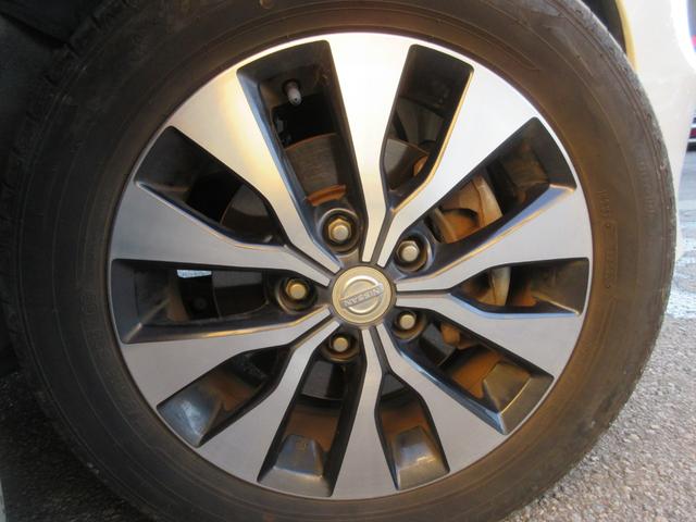 セレナ ハイウェイスター　ＶセレクションＩＩ　エマージェンシーブレーキ　アラウンドビューモニター　両側パワースライドドア　純正ナビ　Ｂｌｕｅｔｏｏｔｈ　フルセグＴＶ　クリアランスソナー　クルーズコントロール　ＬＥＤヘッドライト　オートライト（18枚目）