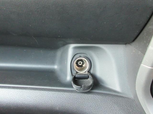 セレナ ハイウェイスター　ＶセレクションＩＩ　エマージェンシーブレーキ　アラウンドビューモニター　両側パワースライドドア　純正ナビ　Ｂｌｕｅｔｏｏｔｈ　フルセグＴＶ　クリアランスソナー　クルーズコントロール　ＬＥＤヘッドライト　オートライト（29枚目）