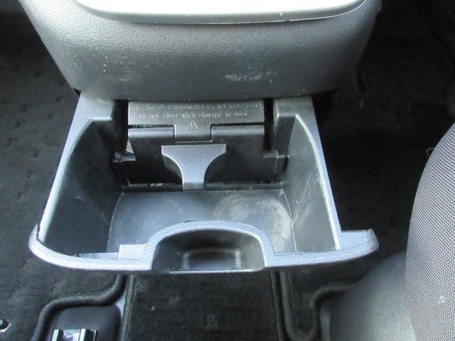 セレナ ハイウェイスター　ＶセレクションＩＩ　エマージェンシーブレーキ　アラウンドビューモニター　両側パワースライドドア　純正ナビ　Ｂｌｕｅｔｏｏｔｈ　フルセグＴＶ　クリアランスソナー　クルーズコントロール　ＬＥＤヘッドライト　オートライト（34枚目）