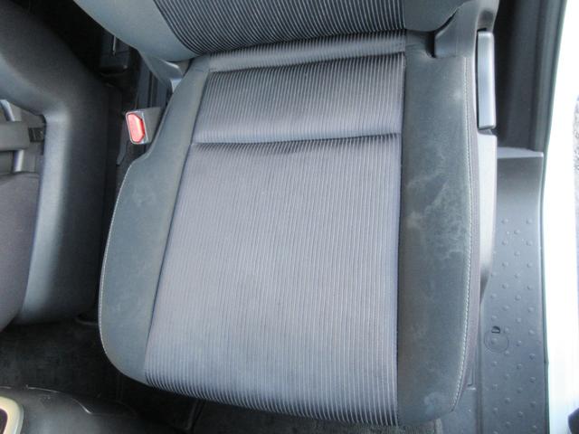 セレナ ハイウェイスター　ＶセレクションＩＩ　エマージェンシーブレーキ　アラウンドビューモニター　両側パワースライドドア　純正ナビ　Ｂｌｕｅｔｏｏｔｈ　フルセグＴＶ　クリアランスソナー　クルーズコントロール　ＬＥＤヘッドライト　オートライト（41枚目）