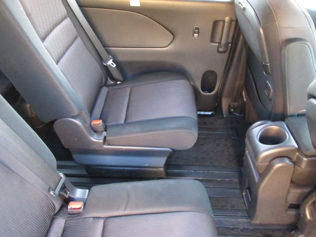 セレナ ハイウェイスター　ＶセレクションＩＩ　エマージェンシーブレーキ　アラウンドビューモニター　両側パワースライドドア　純正ナビ　Ｂｌｕｅｔｏｏｔｈ　フルセグＴＶ　クリアランスソナー　クルーズコントロール　ＬＥＤヘッドライト　オートライト（46枚目）