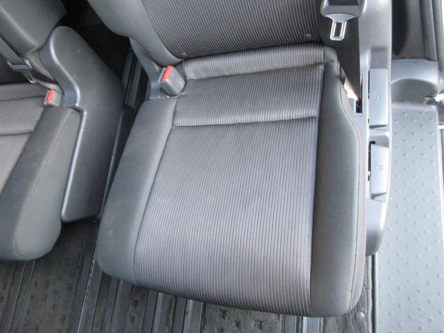 セレナ ハイウェイスター　ＶセレクションＩＩ　エマージェンシーブレーキ　アラウンドビューモニター　両側パワースライドドア　純正ナビ　Ｂｌｕｅｔｏｏｔｈ　フルセグＴＶ　クリアランスソナー　クルーズコントロール　ＬＥＤヘッドライト　オートライト（49枚目）