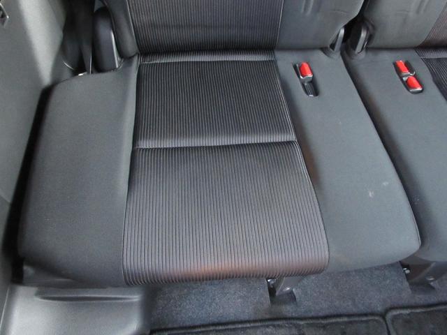 セレナ ハイウェイスター　ＶセレクションＩＩ　エマージェンシーブレーキ　アラウンドビューモニター　両側パワースライドドア　純正ナビ　Ｂｌｕｅｔｏｏｔｈ　フルセグＴＶ　クリアランスソナー　クルーズコントロール　ＬＥＤヘッドライト　オートライト（54枚目）