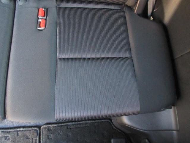 セレナ ハイウェイスター　ＶセレクションＩＩ　エマージェンシーブレーキ　アラウンドビューモニター　両側パワースライドドア　純正ナビ　Ｂｌｕｅｔｏｏｔｈ　フルセグＴＶ　クリアランスソナー　クルーズコントロール　ＬＥＤヘッドライト　オートライト（57枚目）