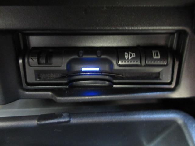 セレナ e-パワー ハイウェイスターV エマージェンシーブレーキ 両側パワースライドドア クルーズコントロール クリアランスソナー アラウンドビューモニター 純正ナビ Bluetooth フルセグTV LEDヘッドライト オートライト(11枚目)