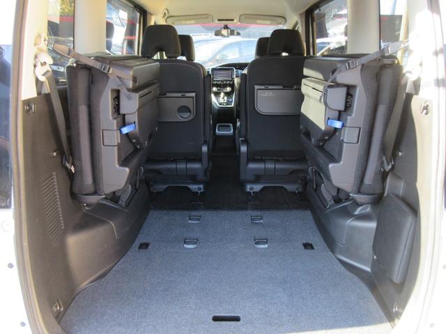 セレナ e-パワー ハイウェイスターV エマージェンシーブレーキ 両側パワースライドドア クルーズコントロール クリアランスソナー アラウンドビューモニター 純正ナビ Bluetooth フルセグTV LEDヘッドライト オートライト(63枚目)