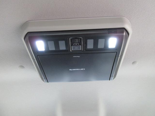 ソリオバンディット ハイブリッドＳＶ　後席フリップダウンモニター　デュアルカメラブレーキサポート　両側パワースライドドア　クルーズコントロール　ストラーダナビ　Ｂｌｕｅｔｏｏｔｈ　フルセグＴＶ　バックカメラ　シートヒーター　ＬＥＤライト（6枚目）