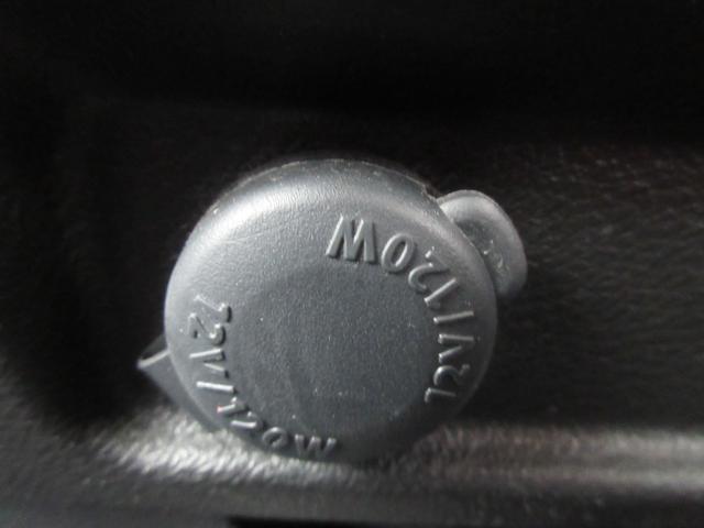 ソリオバンディット ハイブリッドＳＶ　後席フリップダウンモニター　デュアルカメラブレーキサポート　両側パワースライドドア　クルーズコントロール　ストラーダナビ　Ｂｌｕｅｔｏｏｔｈ　フルセグＴＶ　バックカメラ　シートヒーター　ＬＥＤライト（28枚目）