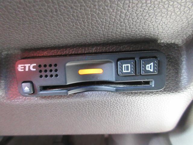 フリードハイブリッド ハイブリッド・Ｇホンダセンシング　ホンダセンシング　レーダークルーズコントロール　両側パワースライドドア　バックカメラ　純正メモリーナビ　Ｂｌｕｅｔｏｏｔｈ　フルセグＴＶ　ＬＥＤヘッドライト　オートライト　フロントドラレコ　ＥＴＣ（11枚目）