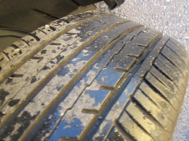 ヴェゼル ハイブリッドＲＳ・ホンダセンシング　ホンダセンシング　レーダークルーズコントロール　純正ナビ　Ｂｌｕｅｔｏｏｔｈ　フルセグ　バックカメラ　シートヒーター　ハーフレザーシート　フロントドライブレコーダー　ＬＥＤヘッドライト　オートライト（19枚目）