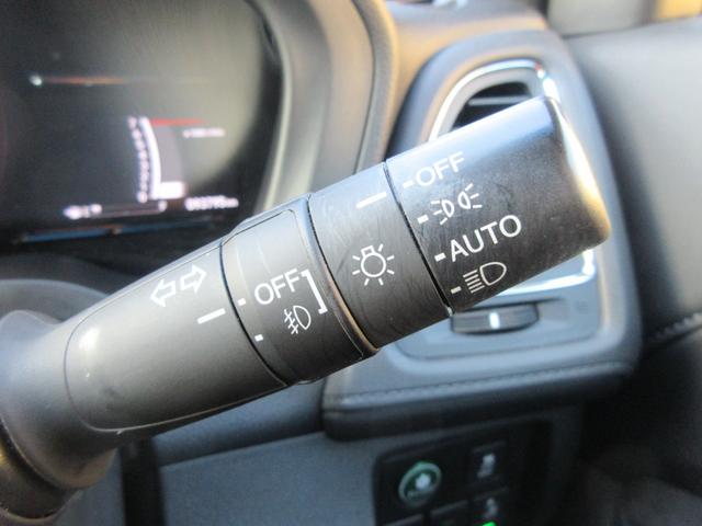 ヴェゼル ハイブリッドＲＳ・ホンダセンシング　ホンダセンシング　レーダークルーズコントロール　純正ナビ　Ｂｌｕｅｔｏｏｔｈ　フルセグ　バックカメラ　シートヒーター　ハーフレザーシート　フロントドライブレコーダー　ＬＥＤヘッドライト　オートライト（26枚目）