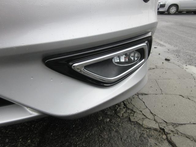 ジェイド ハイブリッドＸ　ホンダセンシング　レーダークルーズコントロール　バックカメラ　純正ナビ　Ｂｌｕｅｔｏｏｔｈ　フルセグＴＶ　クリアランスソナー　ハーフレザーシート　ＬＥＤヘッドライト　オートライト　前後ドラレコ　ＥＴＣ（24枚目）