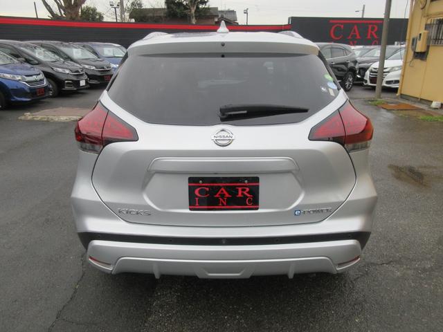 キックス Ｘ　エマージェンシーブレーキ　クリアランスソナー　アラウンドビューモニター　プロパイロット　純正ナビ　Ｂｌｕｅｔｏｏｔｈ　フルセグＴＶ　ハーフレザーシート　ヘッドライトレベライザー　フロントドラレコ（18枚目）