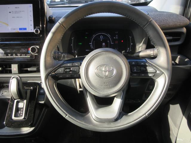 シエンタ ハイブリッドＺ　５人乗り　ワンオーナー　トヨタセーフティーセンス　レーダークルーズコントロール　両側パワースライドドア　バックカメラ　クリアランスソナー　ＡＣ１００Ｖ　純正ナビ　ブラインドスポットモニター　ＥＴＣ（12枚目）