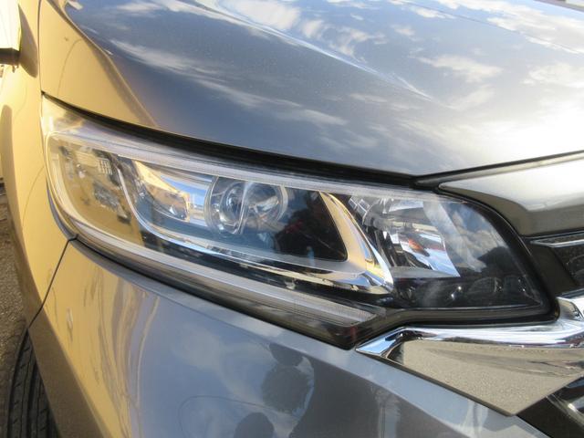 フリード＋ハイブリッド ハイブリッドＧ・ホンダセンシング　ホンダセンシング　レーダークルーズコントロール　両側パワースライドドア　バックカメラ　純正ナビ　Ｂｌｕｅｔｏｏｔｈ　フルセグＴＶ　シートヒーター　ハーフレザーシート　ＬＥＤヘッドライト　オートライト（13枚目）