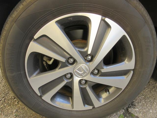 フリード＋ハイブリッド ハイブリッドＧ・ホンダセンシング　ホンダセンシング　レーダークルーズコントロール　両側パワースライドドア　バックカメラ　純正ナビ　Ｂｌｕｅｔｏｏｔｈ　フルセグＴＶ　シートヒーター　ハーフレザーシート　ＬＥＤヘッドライト　オートライト（17枚目）