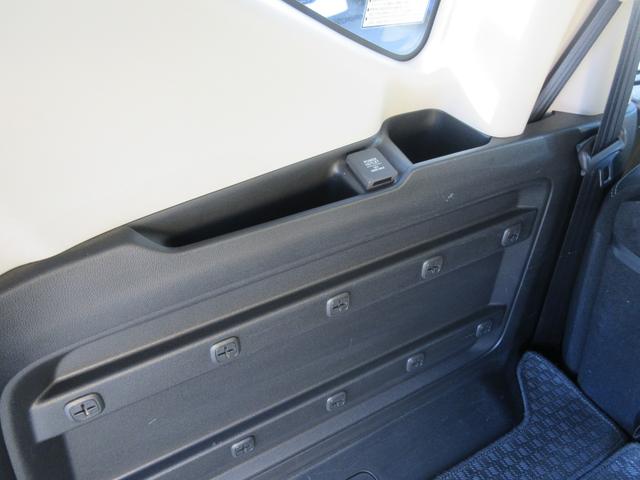 フリード＋ハイブリッド ハイブリッドＧ・ホンダセンシング　ホンダセンシング　レーダークルーズコントロール　両側パワースライドドア　バックカメラ　純正ナビ　Ｂｌｕｅｔｏｏｔｈ　フルセグＴＶ　シートヒーター　ハーフレザーシート　ＬＥＤヘッドライト　オートライト（47枚目）