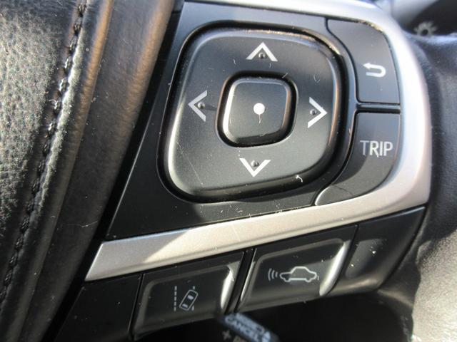 ハリアーハイブリッド プレミアム　アドバンスドパッケージ　４ＷＤ　クリアランスソナー　レーダークルーズコントロール　シートヒーター　パワーバックドア　パワーシート　バックカメラ　純正ナビ　Ｂｌｕｅｔｏｏｔｈ　フルセグＴＶ　前後ドラレコ　ＬＥＤヘッドライト（8枚目）