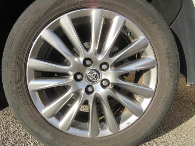 ハリアーハイブリッド プレミアム　アドバンスドパッケージ　４ＷＤ　クリアランスソナー　レーダークルーズコントロール　シートヒーター　パワーバックドア　パワーシート　バックカメラ　純正ナビ　Ｂｌｕｅｔｏｏｔｈ　フルセグＴＶ　前後ドラレコ　ＬＥＤヘッドライト（16枚目）