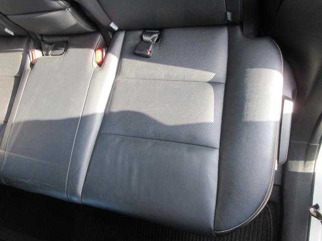 ハリアーハイブリッド プレミアム　アドバンスドパッケージ　４ＷＤ　クリアランスソナー　レーダークルーズコントロール　シートヒーター　パワーバックドア　パワーシート　バックカメラ　純正ナビ　Ｂｌｕｅｔｏｏｔｈ　フルセグＴＶ　前後ドラレコ　ＬＥＤヘッドライト（50枚目）