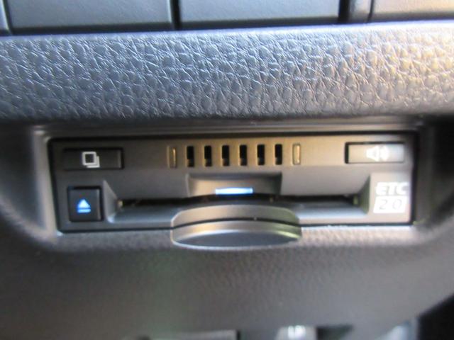 ハリアーハイブリッド Ｚ　クリアランスソナー　レーダークルーズコントロール　トヨタセーフティーセンス　純正ナビ　Ｂｌｕｅｔｏｏｔｈ　フルセグＴＶ　パワーシート　パワーバックドア　アラウンドビューモニター　ＬＥＤヘッドライト（11枚目）