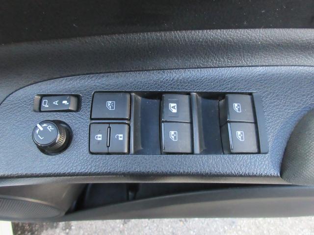 シエンタ Ｇ　クエロ　クリアランスソナー　両側パワースライドドア　バックカメラ　純正ナビ　Ｂｌｕｅｔｏｏｔｈ　フルセグＴＶ　トヨタセーフティーセンス　アイドリングストップ　ハーフレザーシート　オートライト　オートハイビーム（65枚目）