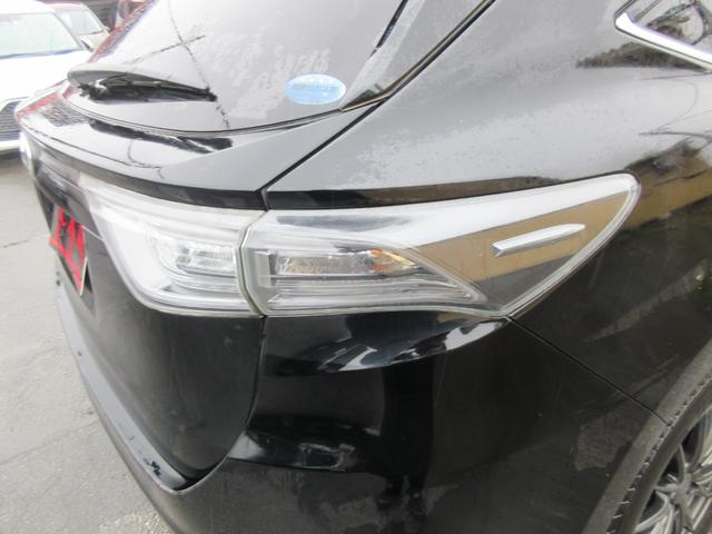 ハリアー プレミアム　クルーズコントロール　パワーシート　パワーバックドア　バックカメラ　純正ナビ　Ｂｌｕｅｔｏｏｔｈ　フルセグＴＶ　ハーフレザーシート　アイドリングストップ　ＬＥＤヘッドライト　オートハイビーム　ＥＴＣ（32枚目）