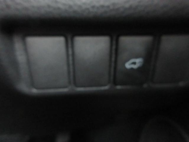 ハリアー プレミアム　クルーズコントロール　パワーシート　パワーバックドア　バックカメラ　純正ナビ　Ｂｌｕｅｔｏｏｔｈ　フルセグＴＶ　ハーフレザーシート　アイドリングストップ　ＬＥＤヘッドライト　オートハイビーム　ＥＴＣ（58枚目）