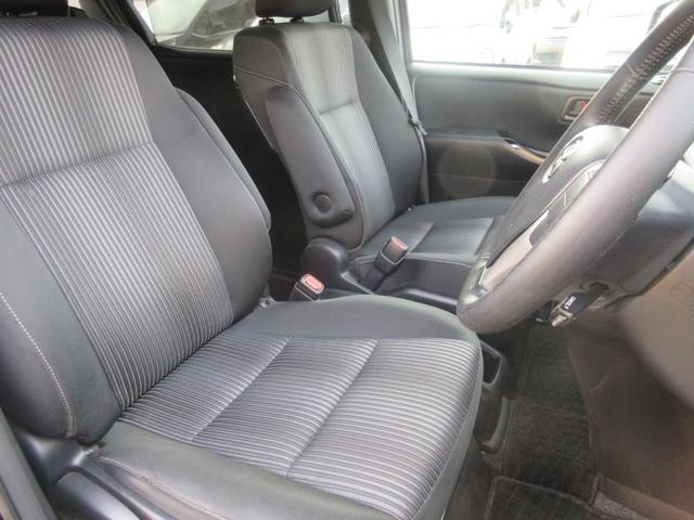 ヴォクシー ハイブリッドＺＳ　トヨタセーフティーセンス　両側パワースライドドア　クルーズコントロール　純正ナビ　Ｂｌｕｅｔｏｏｔｈ　フルセグＴＶ　シートヒーター　前後ドライブレコーダー　ＬＥＤヘッドライト　オートハイビーム　ＥＴＣ（40枚目）