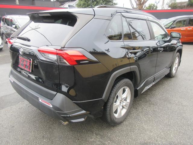 �l�C�Ԏ푽�����p�ӂ��āA�F�l�̂����X�����҂����Ă���܂��B