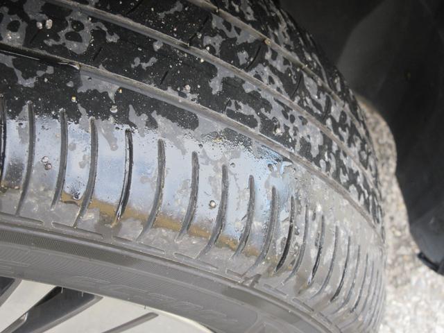 セレナ e-パワー ハイウェイスターV 後席フリップダウンモニター エマージェンシーブレーキ クリアランスソナー 両側パワースライドドア 純正ナビ アラウンドビューモニター フルセグTV プロパイロット ブラインドスポットワーニング ETC(27枚目)