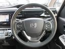 スパーダハイブリッド　Ｇ・ＥＸ　ホンダセンシング　後席フリップダウンモニター　ホンダセンシング　レーダークルーズコントロール　アラウンドビューモニター　純正ナビ　Ｂｌｕｅｔｏｏｔｈ　フルセグＴＶ　両側パワースライドドア　シートヒーター　オートライト（12枚目）