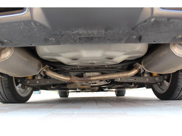 レヴォーグ １．６ＳＴＩスポーツアイサイト　サンルーフ　ナビＥＴＣ２．０　アイサイトＶｅｒ３　衝突回避ブレーキ　全車速追尾クルーズコントロール　車線中央維持機能　側後方警戒システム　オートハイビーム　レザーシート車　パナソニック製ビルトインナビ　ＥＴＣ２．０（13枚目）
