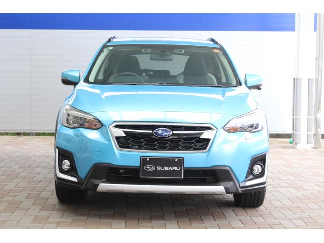 ＸＶ アドバンス　ブルー内装　ルーフレール　ＬＥＤライナー　２年間走行距離無制限保証付　アイサイト３搭載車　衝突被害＆後退時被害軽減ブレーキ　後側方警戒＆停止保持システム　パナソニックナビ　サイドカメラ　バックカメラ　ＥＴＣ２．０　ドラレコ　ＬＥＤライナー（4枚目）