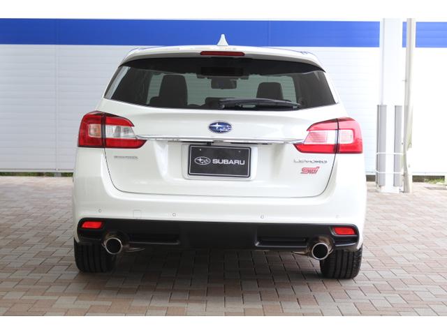 レヴォーグ 2.0STIスポーツアイサイト ブラックセレクション レカロ 2年間走行距離無制限部分保証付 ブラックインテリア&レカロシートの特別仕様車 8インチナビ サイド&バックカメラ ETC2.0 ドラレコ 衝突被害&後退時被害軽減ブレーキ 後側方警戒&停止保持システム(5枚目)