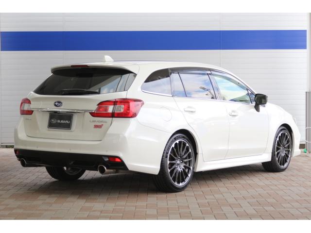 レヴォーグ 2.0STIスポーツアイサイト ブラックセレクション レカロ 2年間走行距離無制限部分保証付 ブラックインテリア&レカロシートの特別仕様車 8インチナビ サイド&バックカメラ ETC2.0 ドラレコ 衝突被害&後退時被害軽減ブレーキ 後側方警戒&停止保持システム(10枚目)