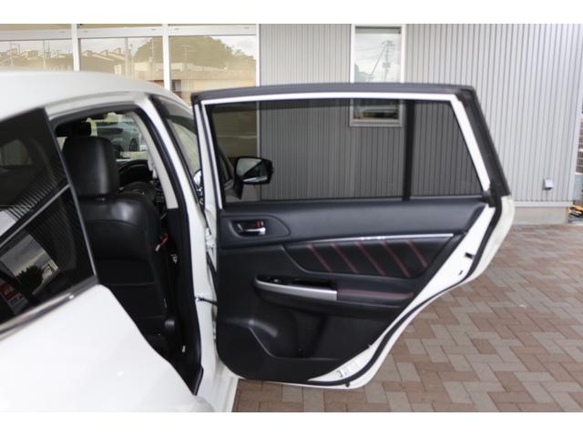 レヴォーグ 2.0STIスポーツアイサイト ブラックセレクション レカロ 2年間走行距離無制限部分保証付 ブラックインテリア&レカロシートの特別仕様車 8インチナビ サイド&バックカメラ ETC2.0 ドラレコ 衝突被害&後退時被害軽減ブレーキ 後側方警戒&停止保持システム(39枚目)