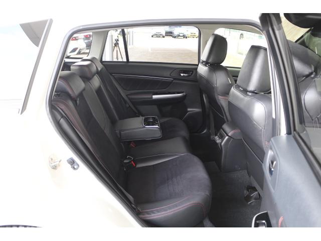 レヴォーグ 2.0STIスポーツアイサイト ブラックセレクション レカロ 2年間走行距離無制限部分保証付 ブラックインテリア&レカロシートの特別仕様車 8インチナビ サイド&バックカメラ ETC2.0 ドラレコ 衝突被害&後退時被害軽減ブレーキ 後側方警戒&停止保持システム(40枚目)