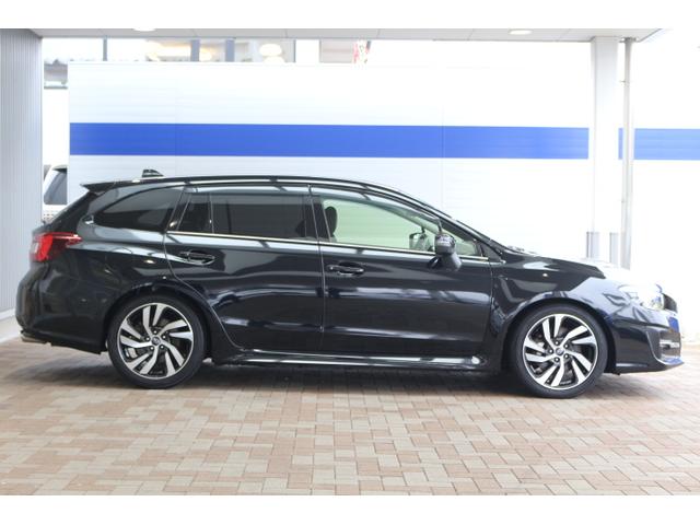 レヴォーグ ２．０ＧＴ－Ｓアイサイト　アイサイト３　オートライト　ターボ　プッシュスタート　電動シートフロント左右　純正１８インチアルミホイール　シートヒーターフロント左右　メモリーナビ　ＥＴＣ２．０（9枚目）