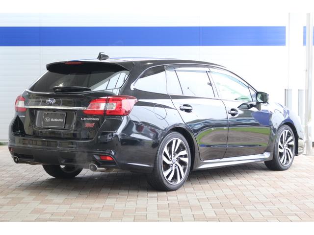 レヴォーグ ２．０ＧＴ－Ｓアイサイト　アイサイト３　オートライト　ターボ　プッシュスタート　電動シートフロント左右　純正１８インチアルミホイール　シートヒーターフロント左右　メモリーナビ　ＥＴＣ２．０（10枚目）